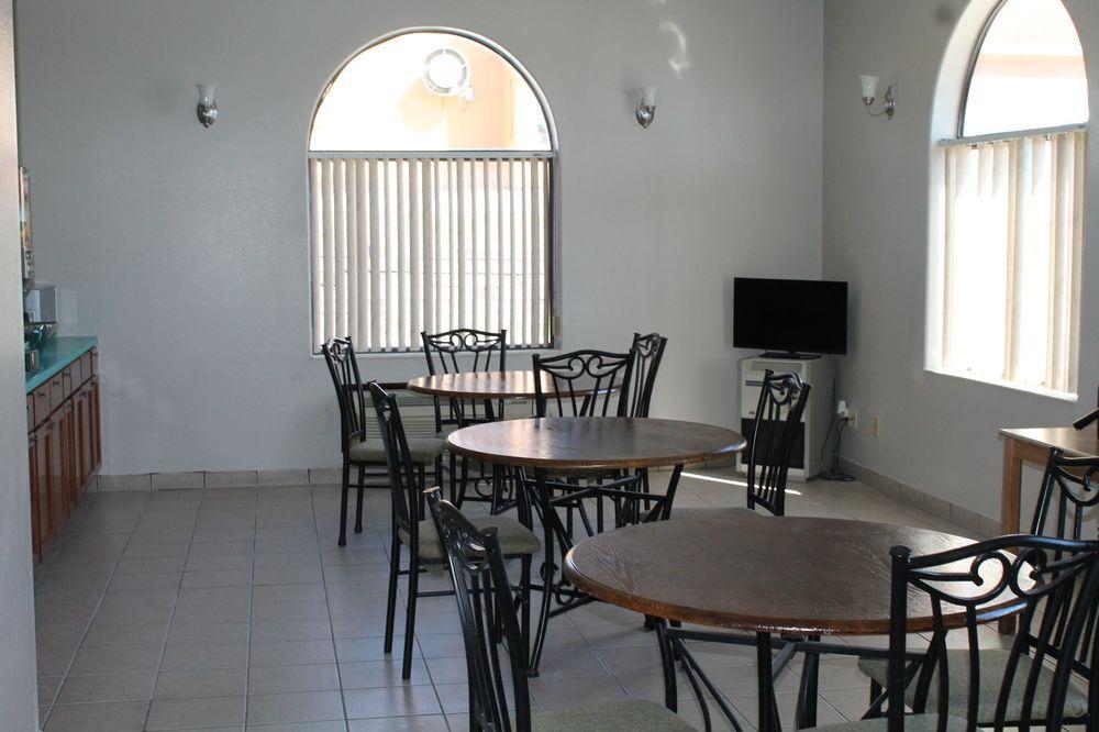 Rodeway Inn Red Oak Esterno foto