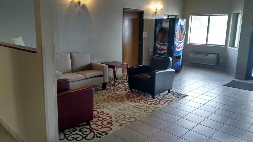 Rodeway Inn Red Oak Esterno foto