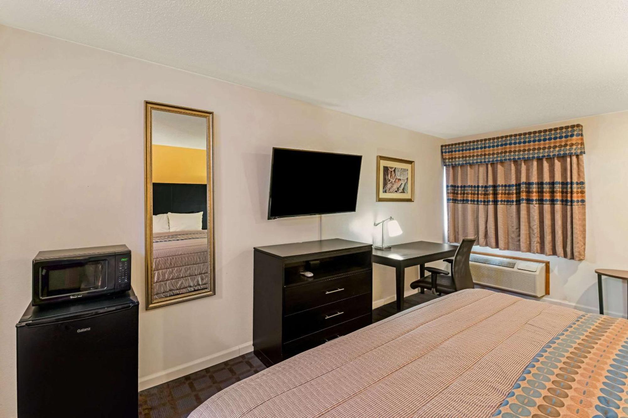 Rodeway Inn Red Oak Esterno foto