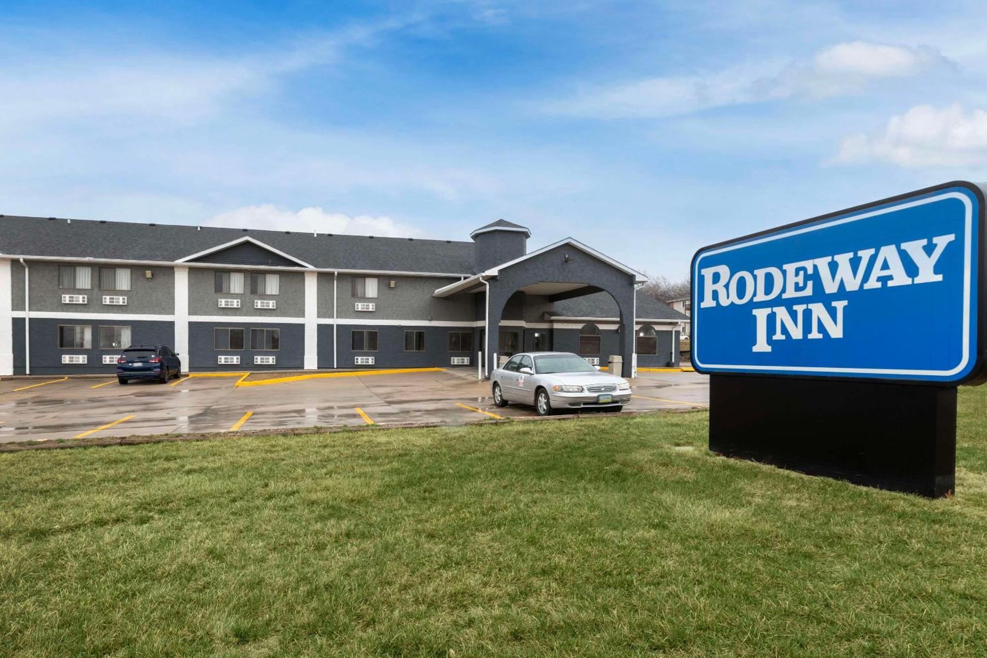 Rodeway Inn Red Oak Esterno foto