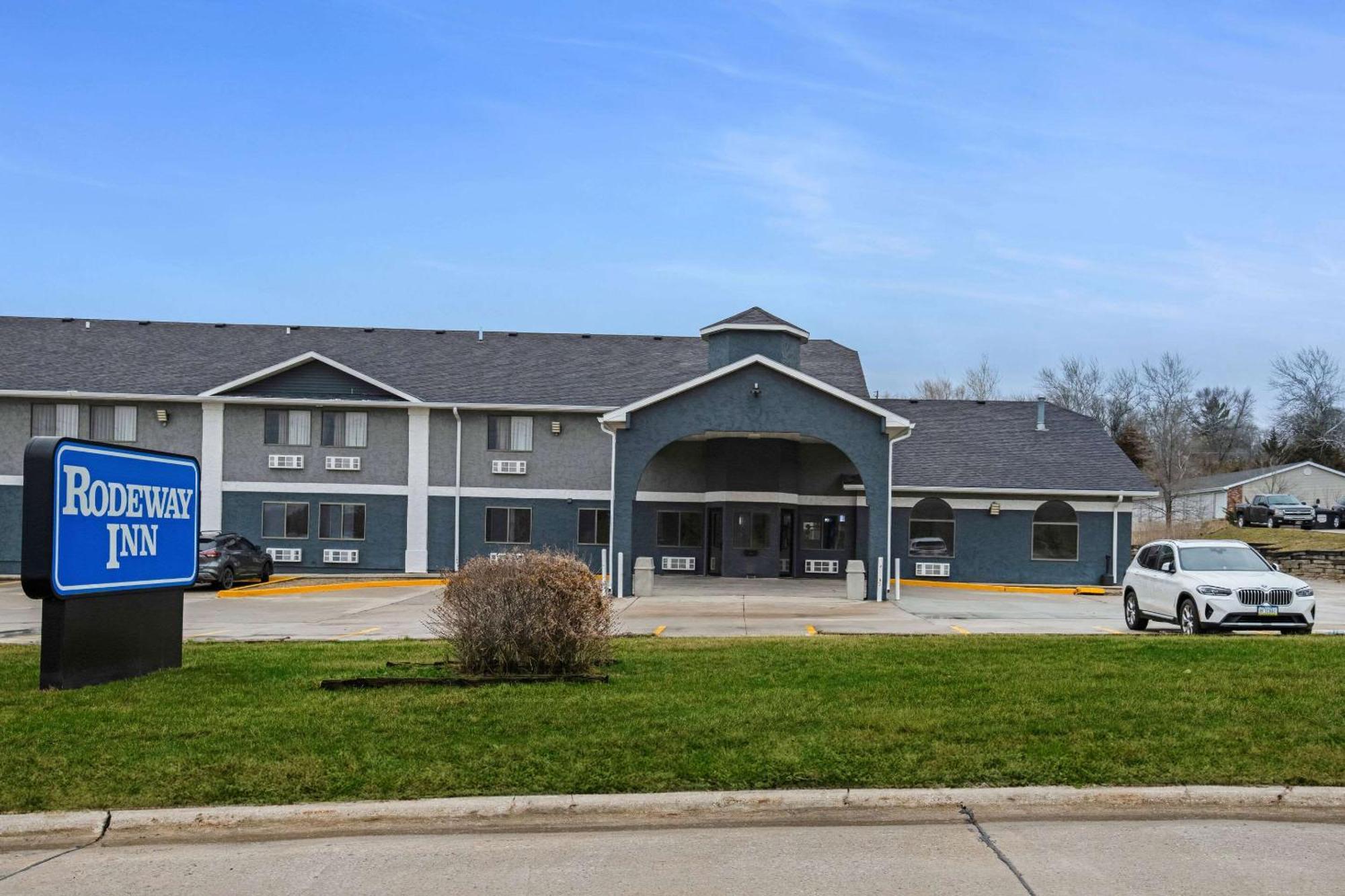 Rodeway Inn Red Oak Esterno foto