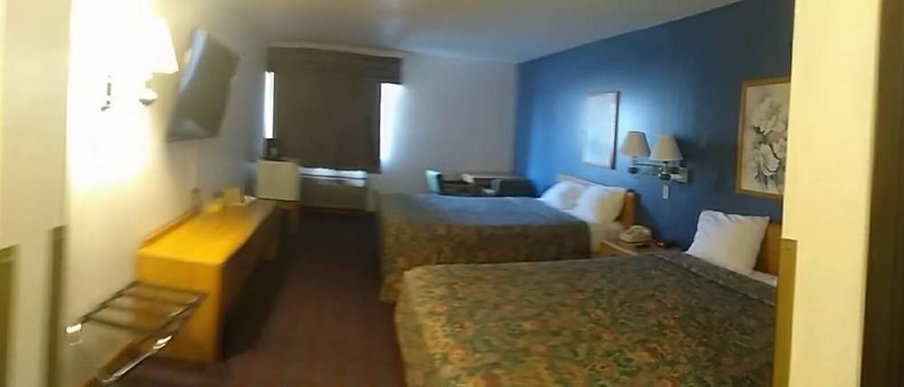 Rodeway Inn Red Oak Esterno foto